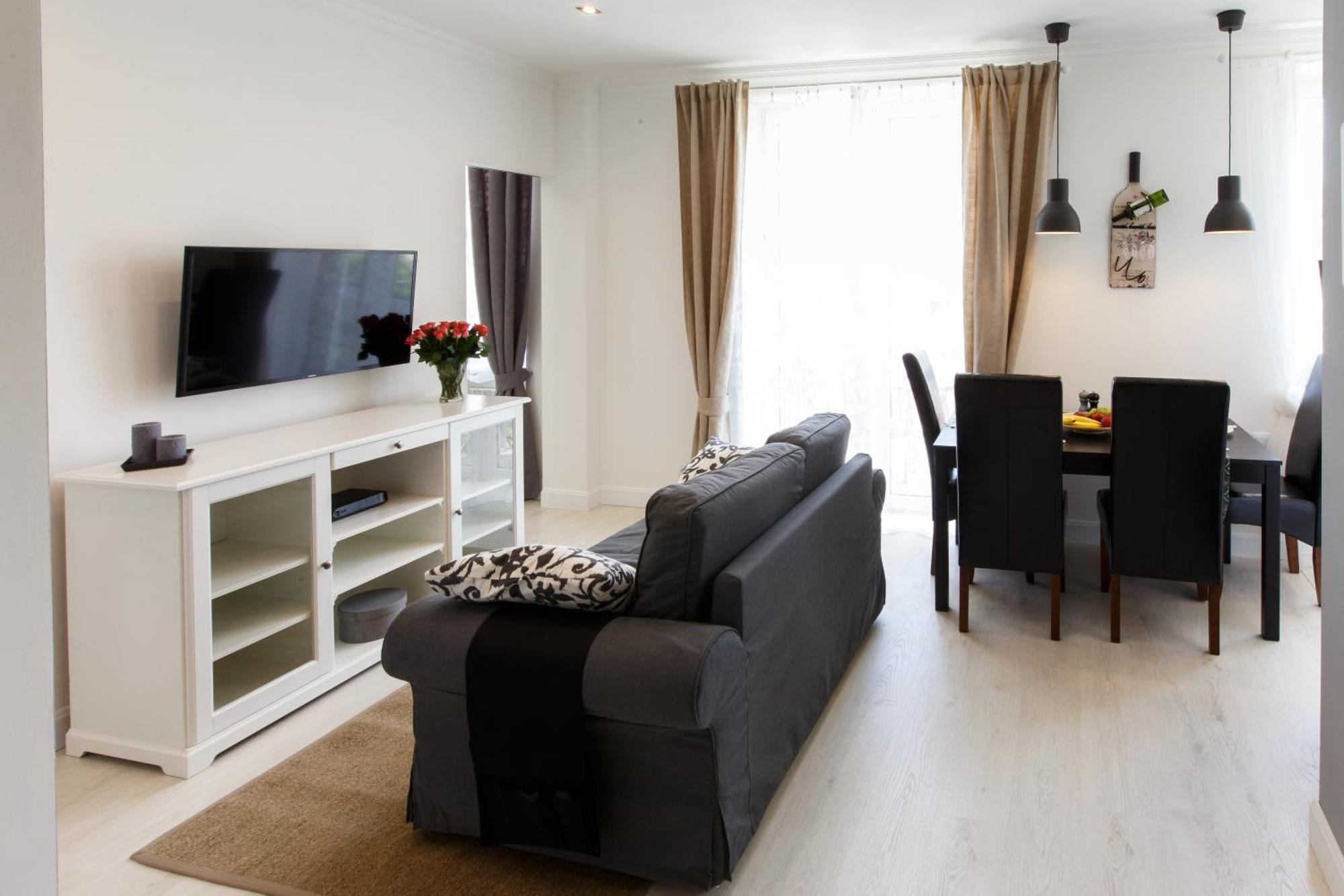 Apartamenty Sienkiewicza - Bezplatny Parking, Centrum, Park, Fv เคียลเซ ภายนอก รูปภาพ