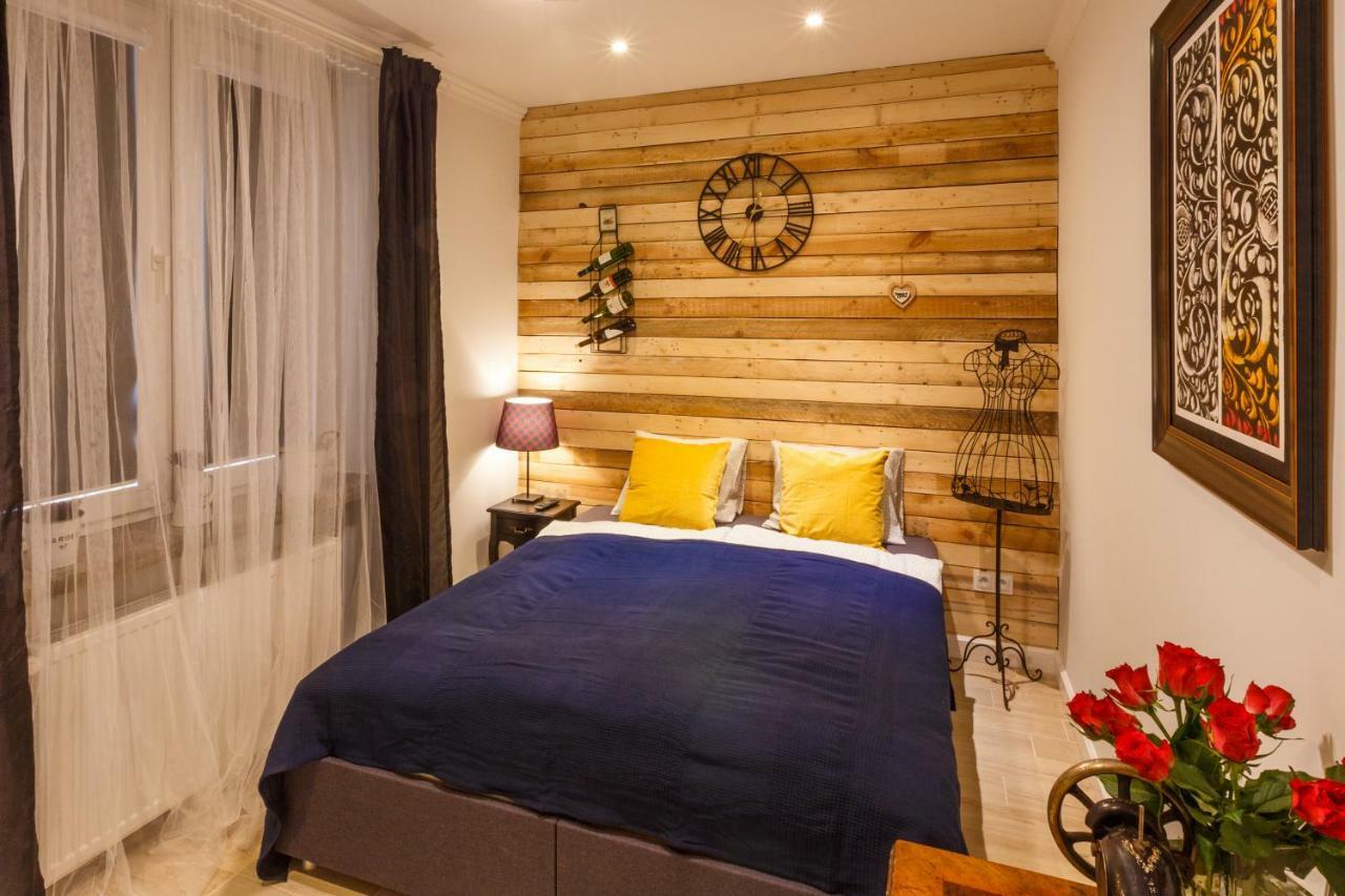 Apartamenty Sienkiewicza - Bezplatny Parking, Centrum, Park, Fv เคียลเซ ภายนอก รูปภาพ